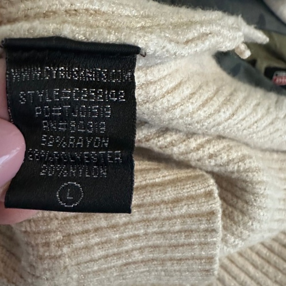 Cyrus Cable Knit Sweater Womens Large Beige Cream Crew Neck Cozy Pullover - Picture 6 of 6